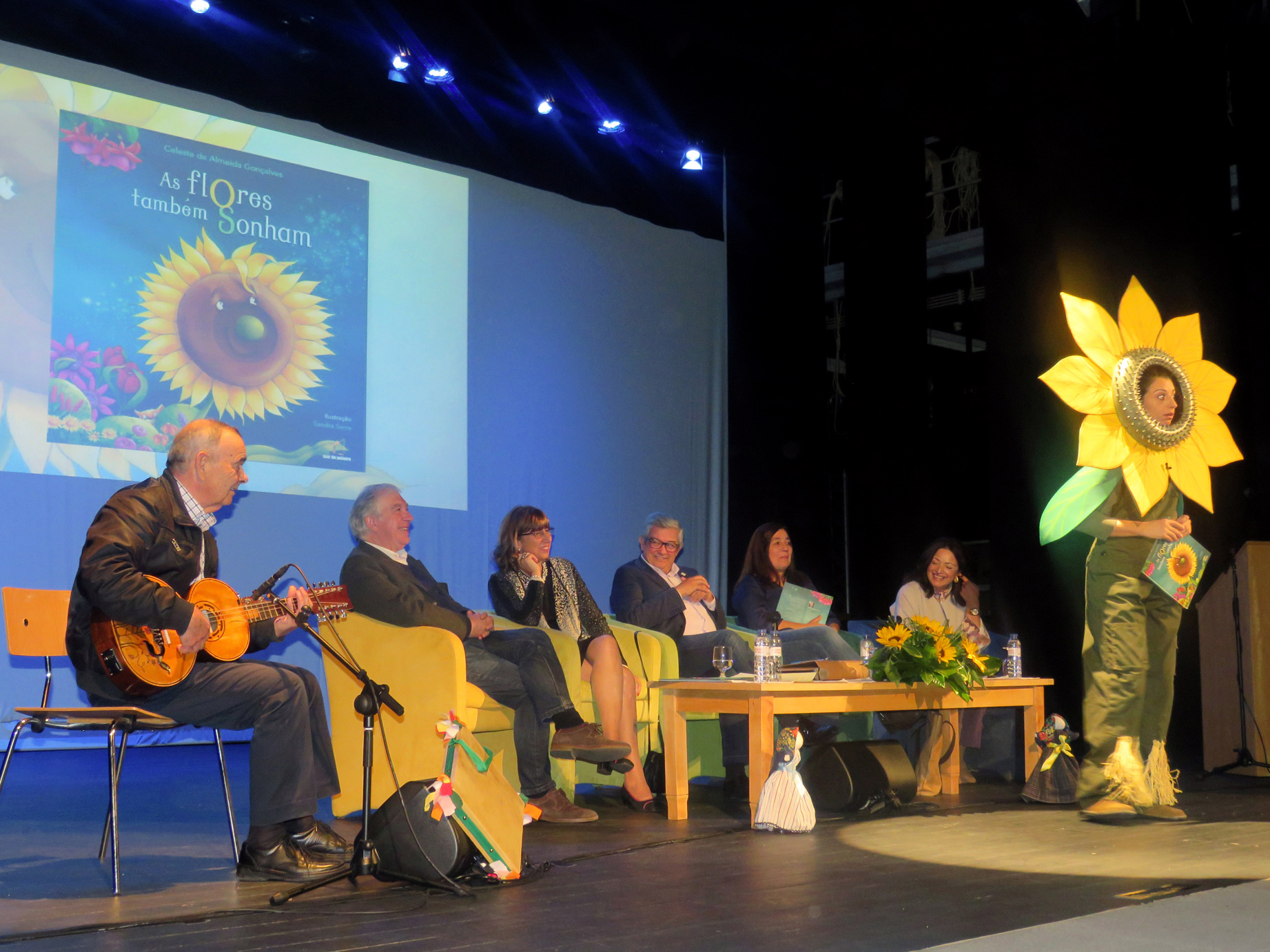 Apresentação Livro As Flores Também Sonham